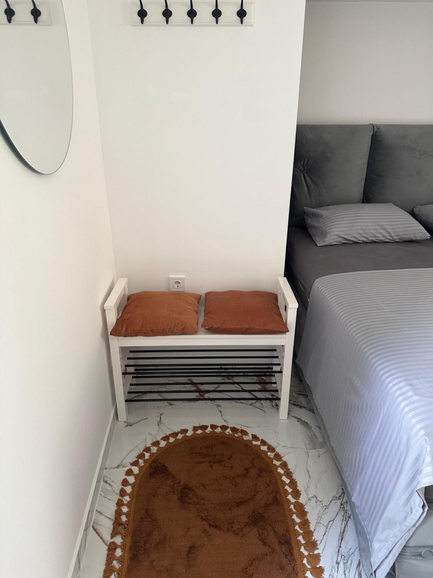 Apartman Lili เซทินเจ ภายนอก รูปภาพ