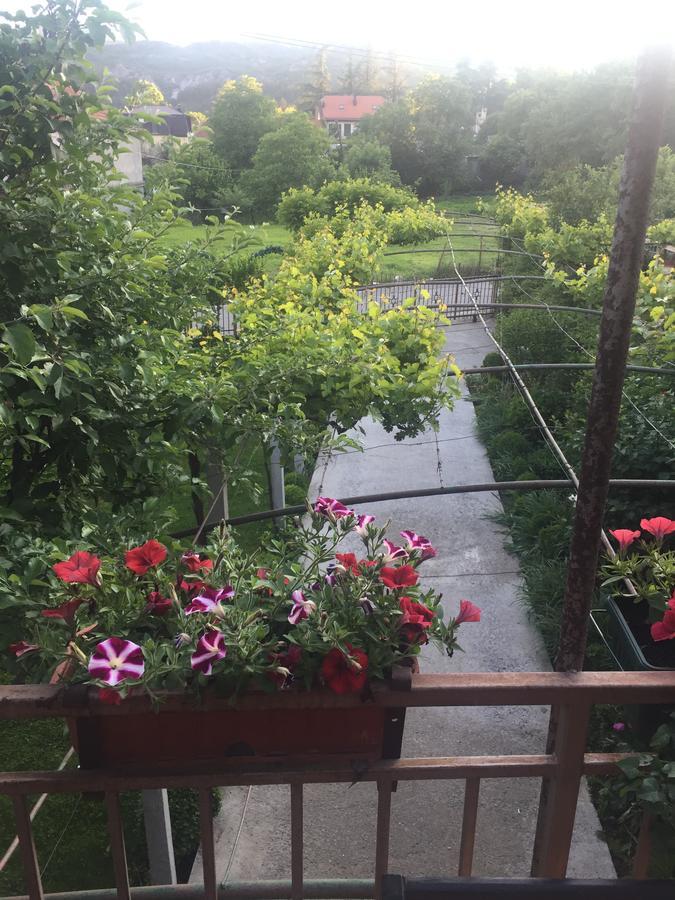 Apartman Lili เซทินเจ ภายนอก รูปภาพ