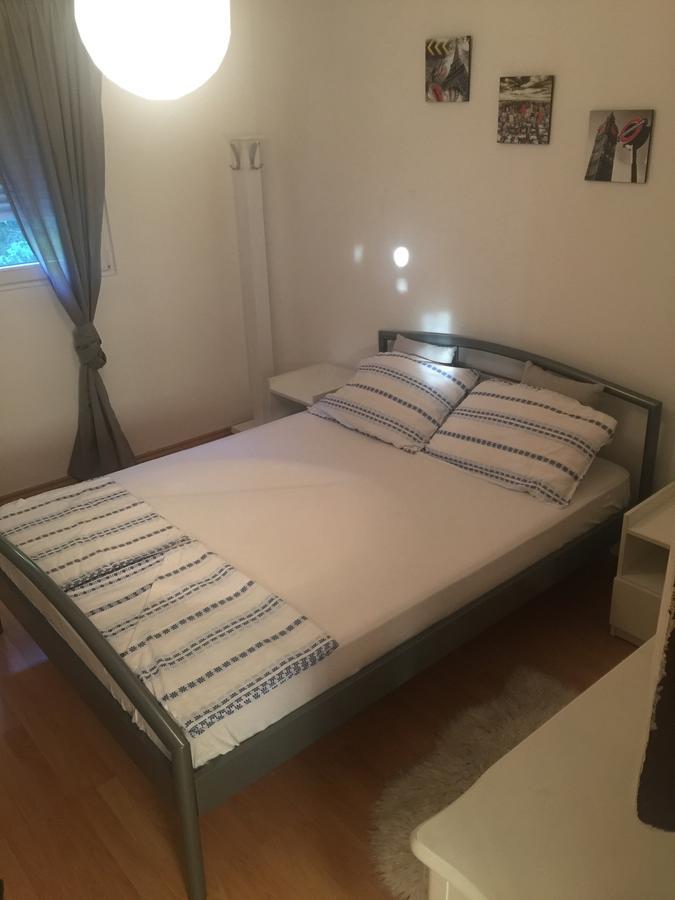 Apartman Lili เซทินเจ ภายนอก รูปภาพ